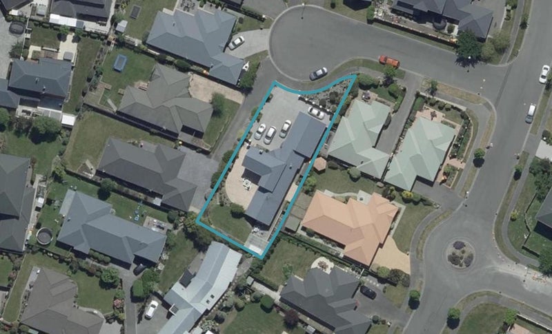 3 Napoleon Close, Harewood, Christchurch - Carousel 1