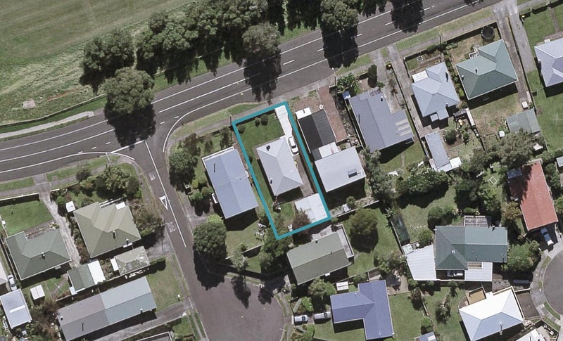 215 Omata Road, Spotswood, New Plymouth - Carousel 1