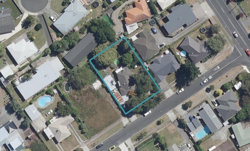 4 Warwick Avenue, St Andrews, Hamilton - Carousel 1