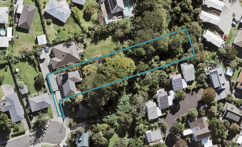 16 Utting Street, Birkdale, Auckland - Carousel 1