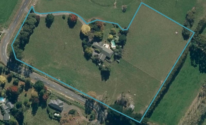 243 White Road, Otane - Carousel 1