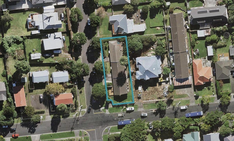 1/51 Spring Street, Onehunga, Auckland - Carousel 1
