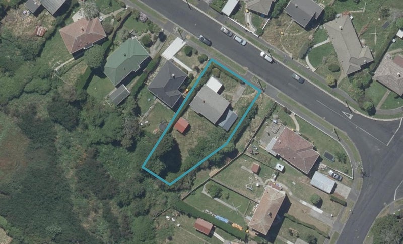 209 Burt Street, Wakari, Dunedin - Carousel 1