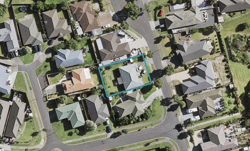 54 Waimahia Avenue, Weymouth, Auckland - Carousel 1