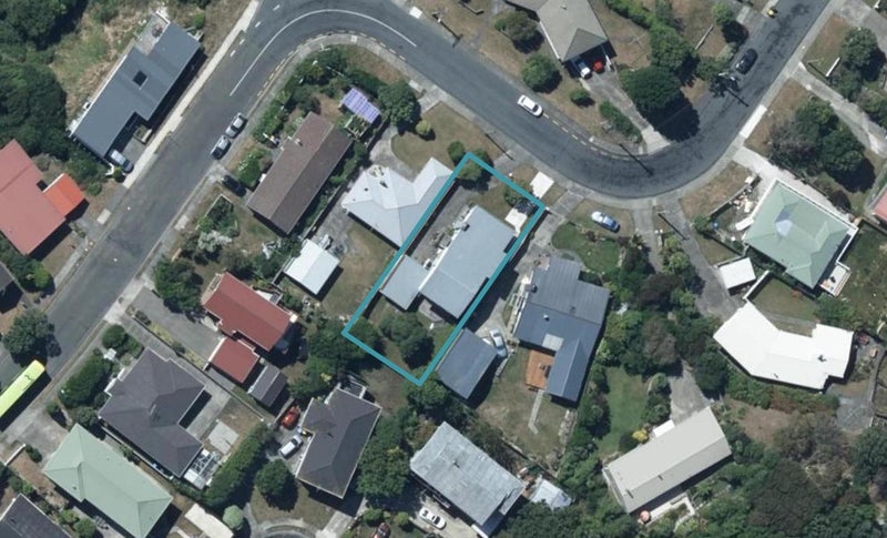 37 Tirowhanga Road, Paremata, Porirua - Carousel 1