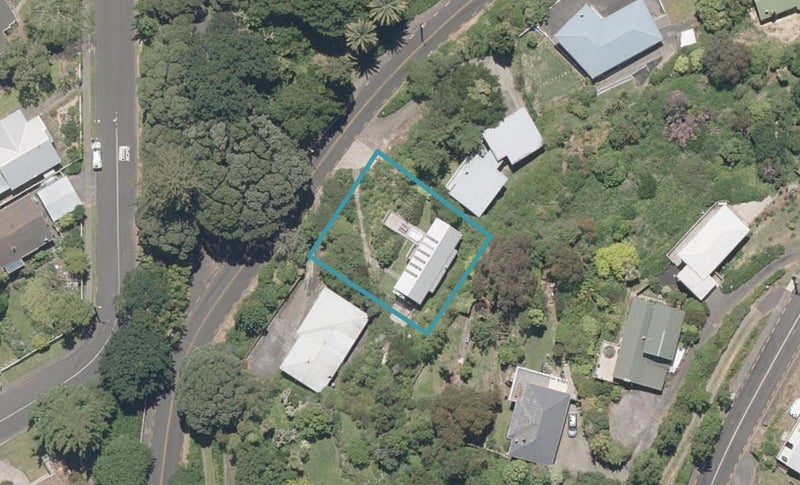 8 Mount View Road, Bastia Hill, Whanganui - Carousel 1