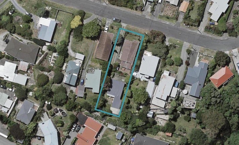 8A Gavin Road, Raumati Beach, Paraparaumu - Carousel 1