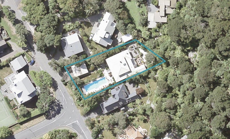 26 Cheviot Road, Lowry Bay, Lower Hutt - Carousel 1