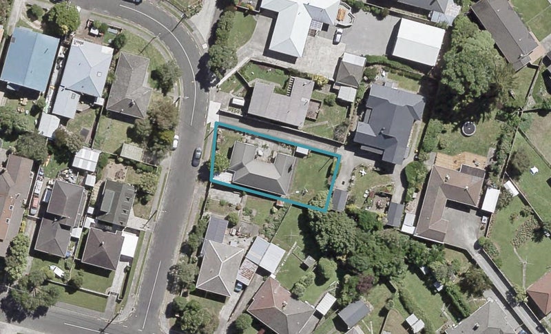 67 Kebbell Grove, Epuni, Lower Hutt - Carousel 1