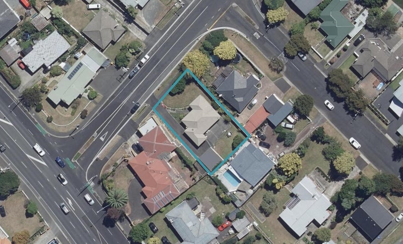 6 Beerescourt Road, Beerescourt, Hamilton - Carousel 1