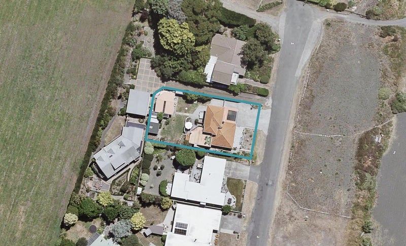 80 Le Quesne Road, Bay View, Napier - Carousel 1