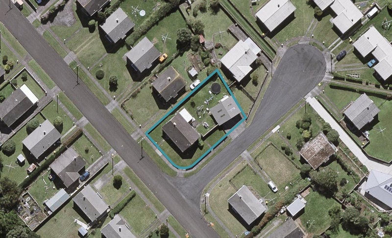 64 Cook Street, Marfell, New Plymouth - Carousel 1
