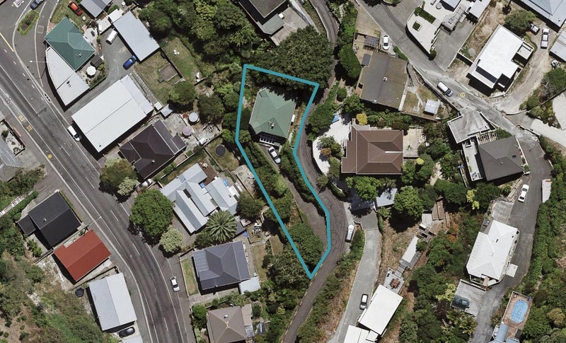2 Kowhai Road, Bluff Hill, Napier - Carousel 1