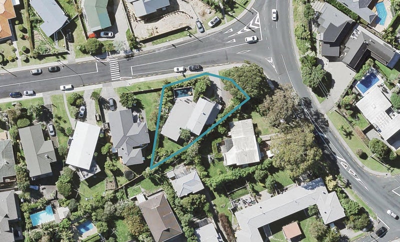 2A Sunrise Avenue, Mairangi Bay, Auckland - Carousel 1