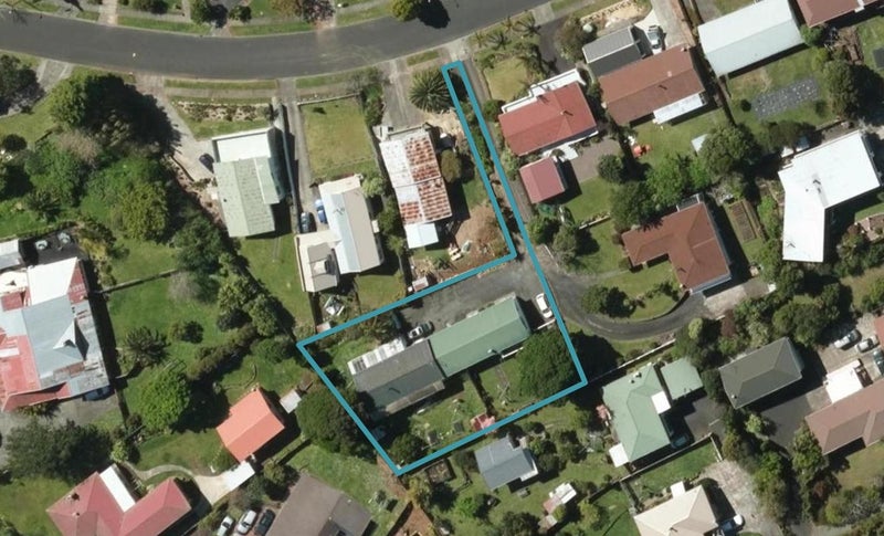 11 Ascot Avenue, Te Kamo, Whangārei - Carousel 1