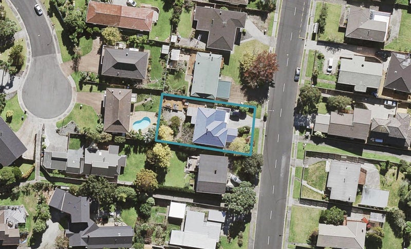 45 Halsey Drive, Lynfield, Auckland - Carousel 1
