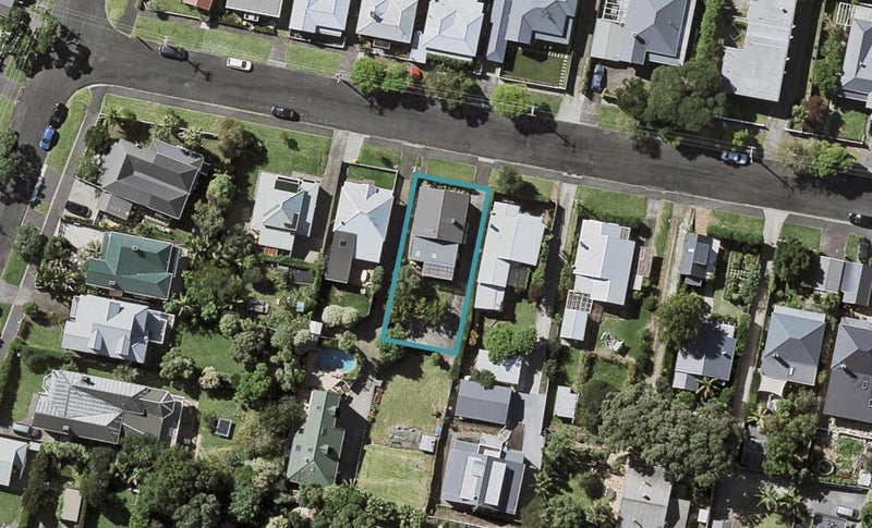 33 Rutland Road, Stanley Point, Auckland - Carousel 1