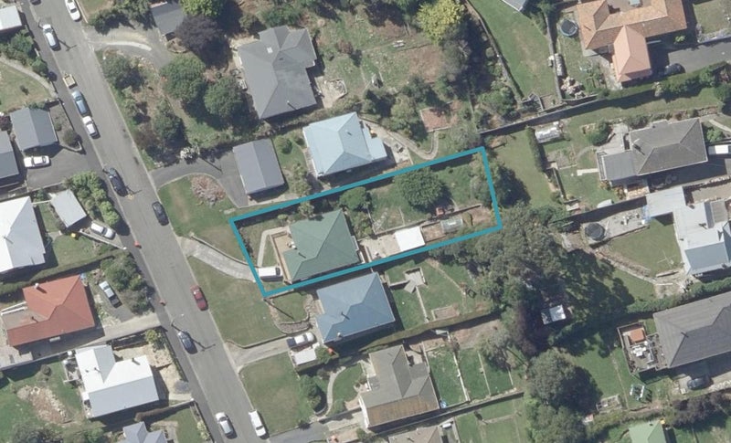 33 Alexander Street, Abbotsford, Dunedin - Carousel 1