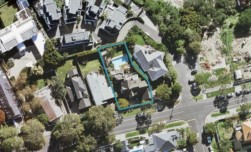 85 Sarsfield Street, Herne Bay, Auckland - Carousel 1