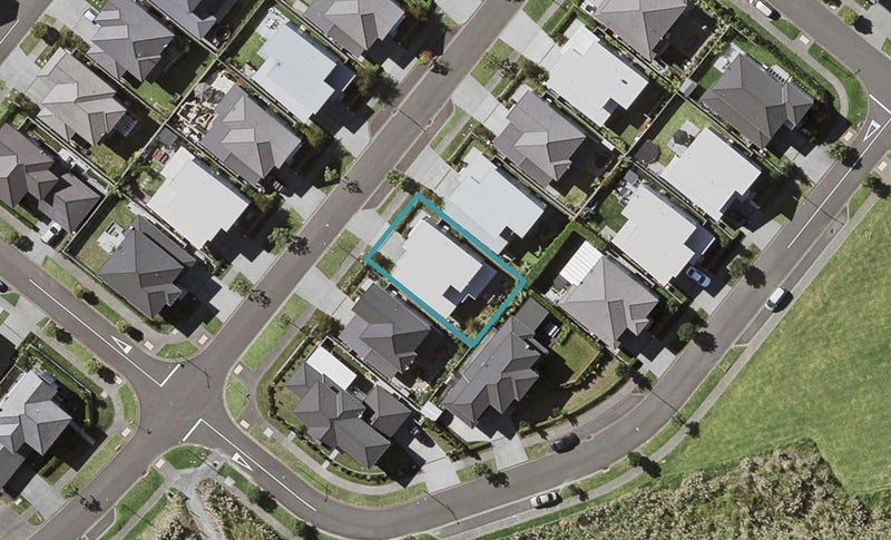 34 Tihi Street, Stonefields, Auckland - Carousel 1