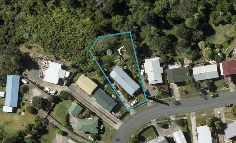 32 West View Crescent, Onerahi, Whangarei - Carousel 1