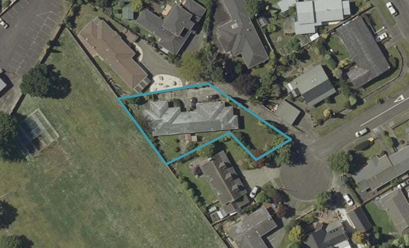 5B Huata Place, West End, Palmerston North - Carousel 1