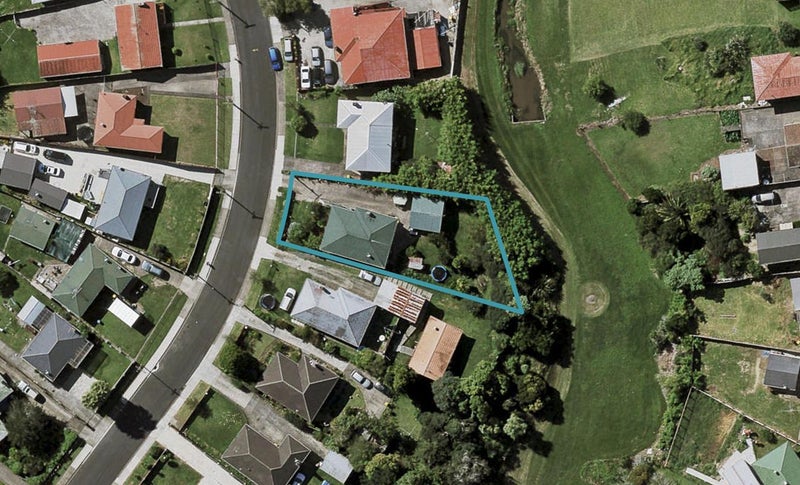 12 Tindall Crescent, Otara, Auckland - Carousel 1