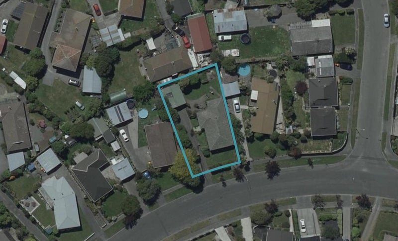 72 Warren Crescent, Hillmorton, Christchurch - Carousel 1