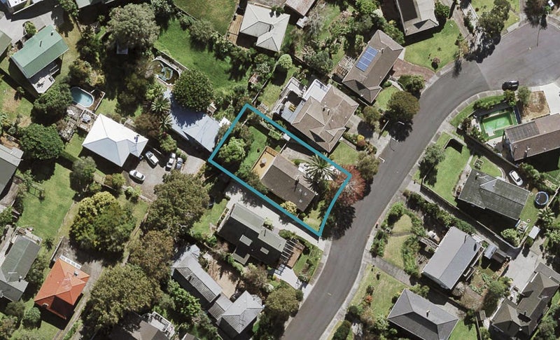 6 Sunnyridge Place, Hillsborough, Auckland - Carousel 1