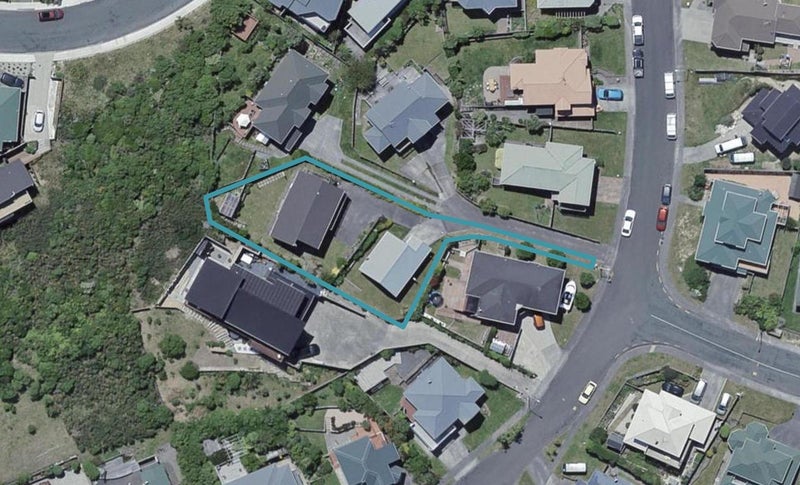 2/65 Dress Circle, Newlands, Wellington - Carousel 1
