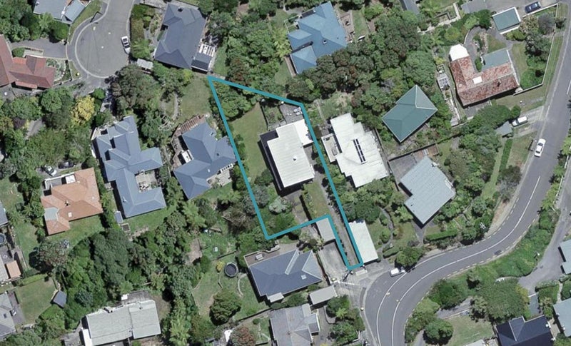 2 Croydon Street, Karori, Wellington - Carousel 1