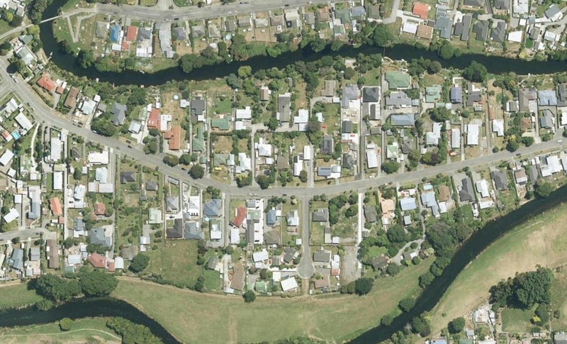 35 Dillons Point Road, Islington, Blenheim - Carousel 1