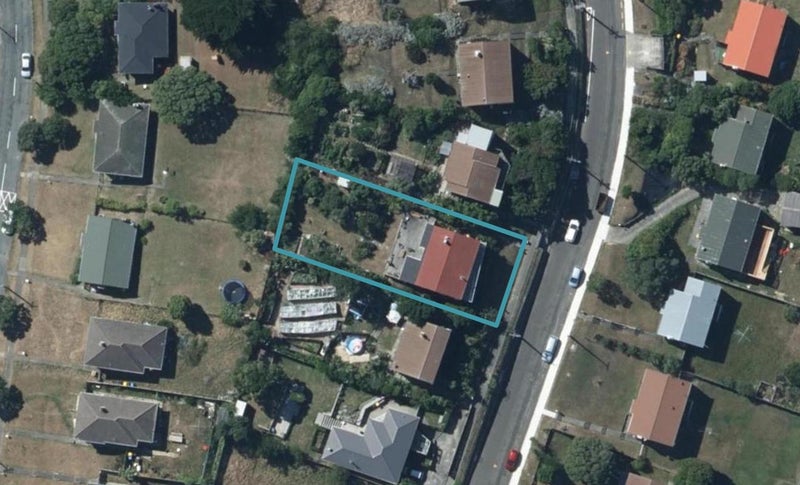 18 Piko Street, Titahi Bay, Porirua - Carousel 1