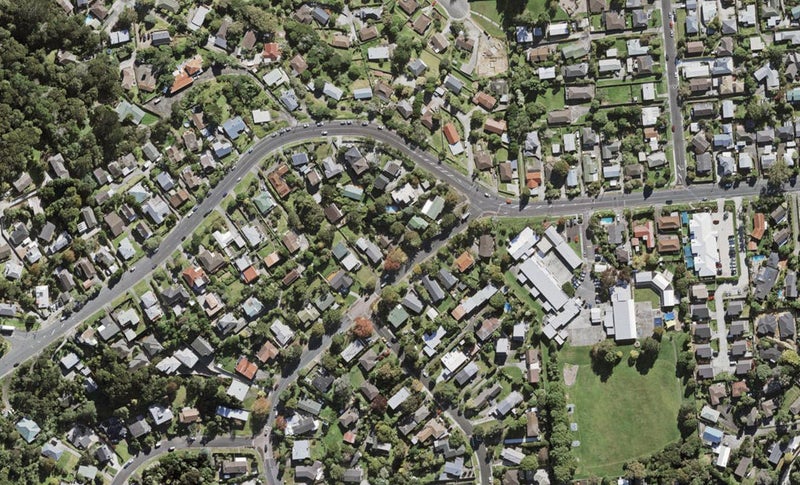 5 Easton Park Parade, Glenfield, Auckland - Carousel 1