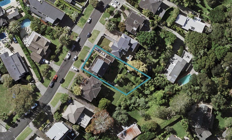 58 Codrington Crescent, Mission Bay, Auckland - Carousel 1