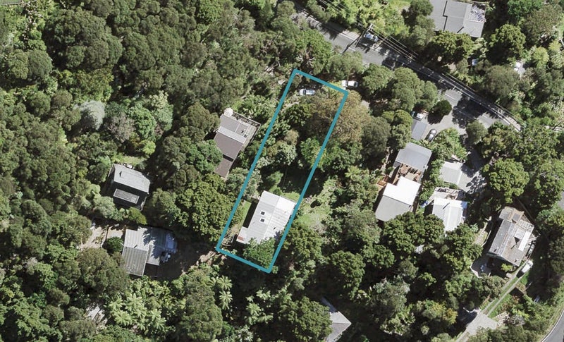 63 Laingholm Drive, Laingholm, Auckland - Carousel 1