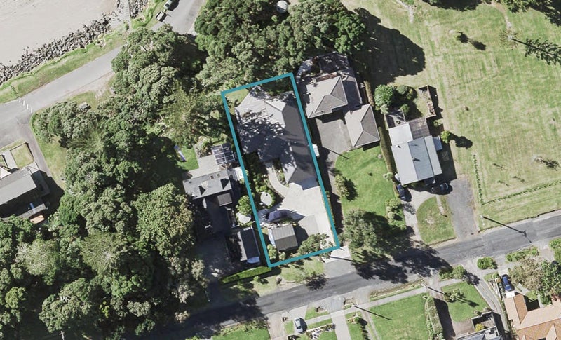 68 First View Avenue, Beachlands, Auckland - Carousel 1