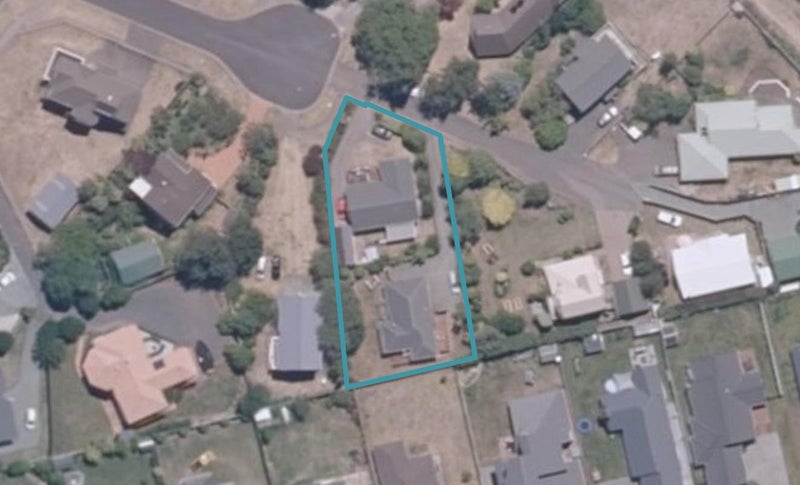 1/4 Marlow Grove, Wharewaka, Taupō - Carousel 1