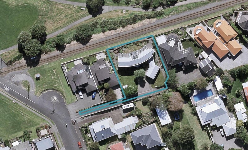 3A Belt Road, Moturoa, New Plymouth - Carousel 1