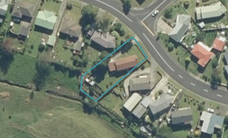 33 Shaw Avenue, Paeroa, Paeroa - Carousel 1