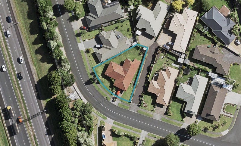 77 Rushgreen Avenue, Pahurehure, Papakura - Carousel 1