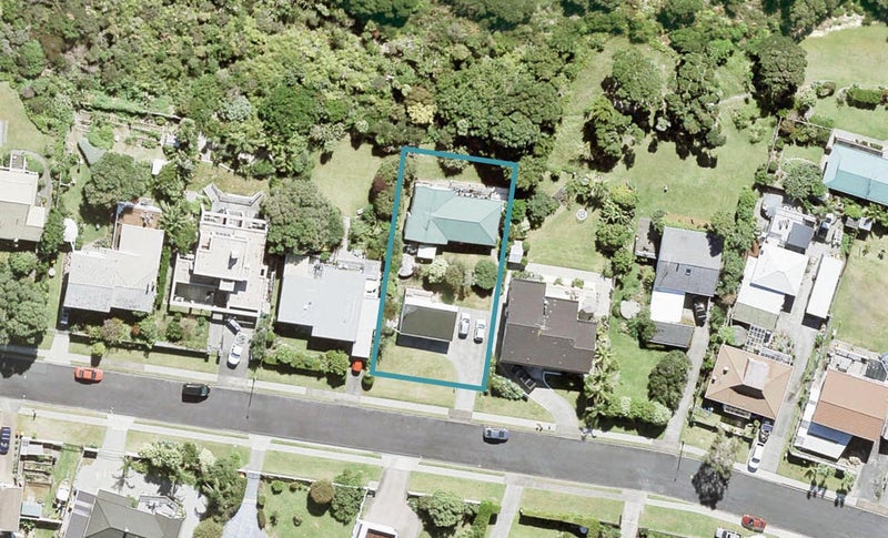 106 Pacific Parade, Army Bay, Whangaparaoa - Carousel 1