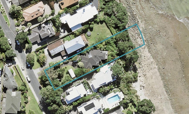50 Sharon Road, Waiake, Auckland - Carousel 1