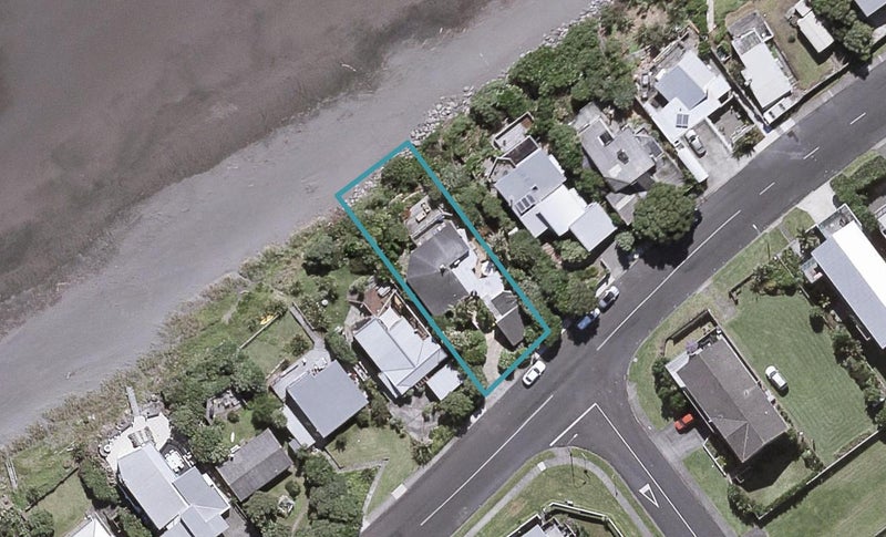 37 Messenger Terrace, Oakura, Oakura - Carousel 1