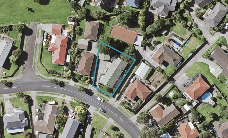 65 Lewisham Street, Highland Park, Auckland - Carousel 1
