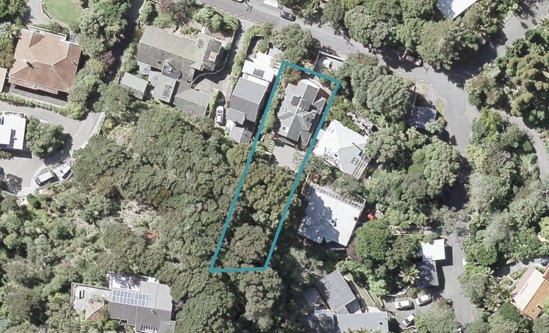 20 Moana Road, Days Bay, Lower Hutt - Carousel 1
