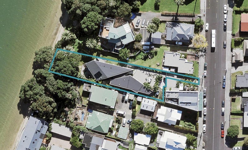 512 Point Chevalier Road, Point Chevalier, Auckland - Carousel 1