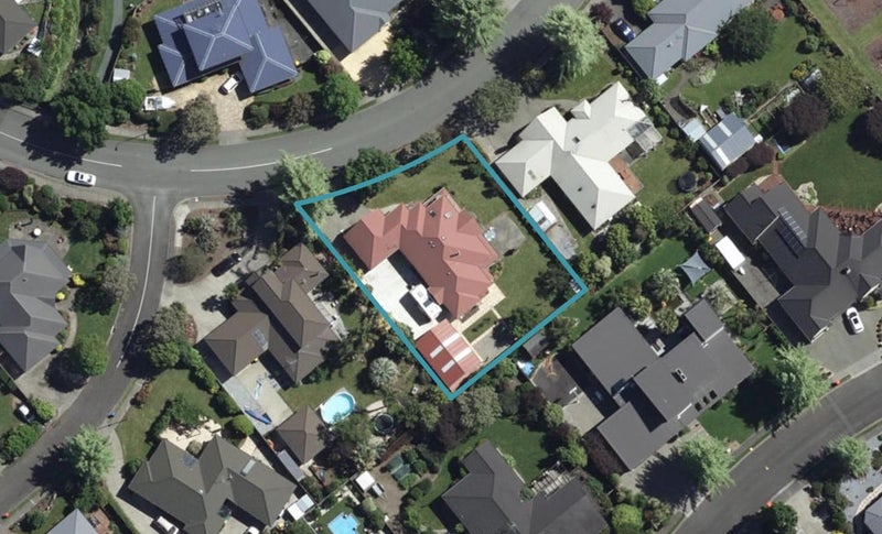 22 Saint James Avenue, Richmond - Carousel 1