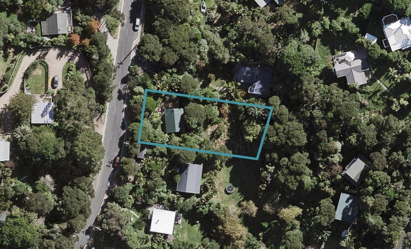 21 Palm Road, Palm Beach, Waiheke Island - Carousel 1