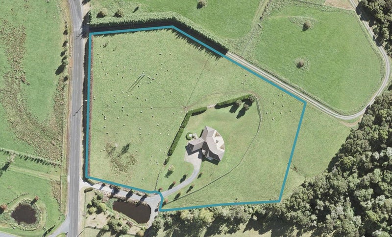 79A Three Oaks Drive, Albany - Carousel 1